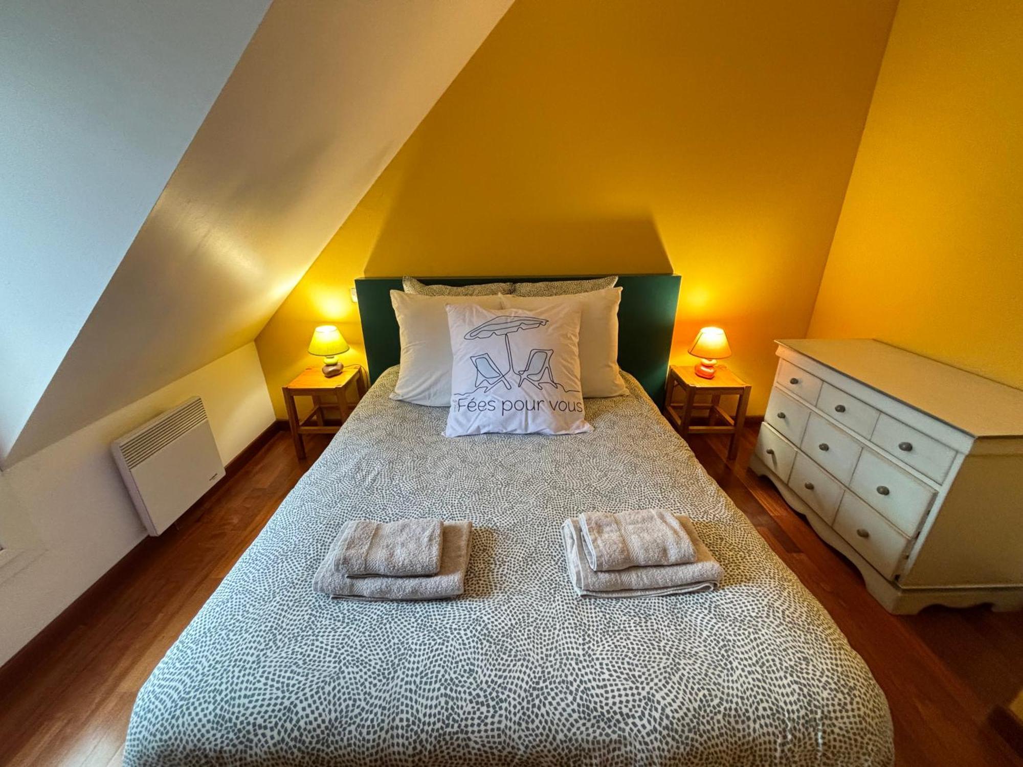 Cote Cottage Apt 3 Chambres Bien Equipee Vue Imprenable Sur Port Et Mer Etreham Exterior foto